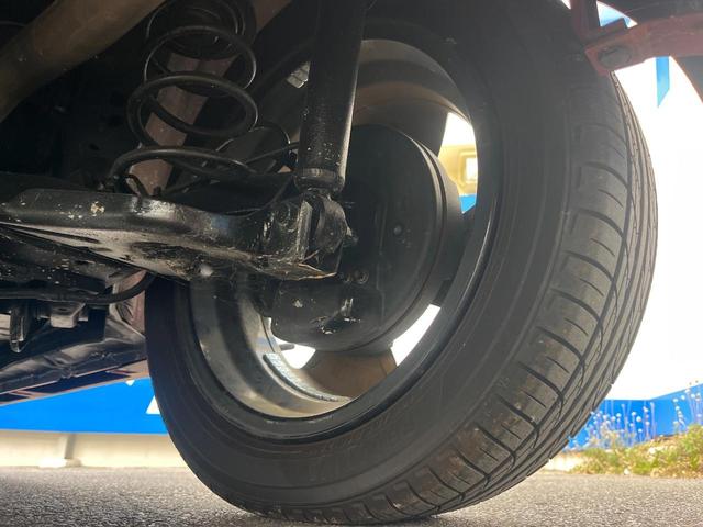 お車を安心してお乗りいただく為には、足回りの定期点検が欠かせません。サービスサポート（有償保証）では無料点検もご提供しており、安心のカーライフをお過ごしいただけるサポート体制が整っています。