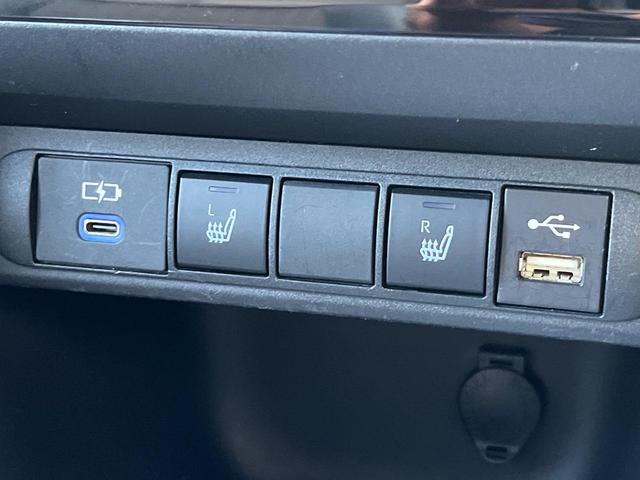 【シートヒーター】寒い日に重宝するシートヒーター！エアコンより早く温まってくれるので寒がりの人も安心ですね♪エアコンの温風は乾燥するから苦手、という方にもをおすすめです。