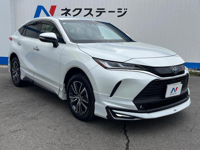 高透明度のガラス皮膜で撥水はもちろん、上質なツヤ・光沢を実現。紫外線や酸性雨から大切な愛車を保護し、色あせ・劣化を防止。「弾スプラッシュコート」、「弾プリミッサコート」からお選びいただけます。