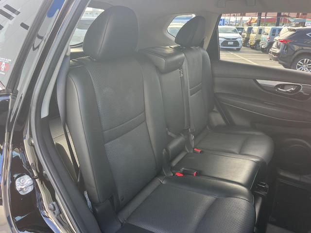 エクストレイル ２０Ｘｉ　１年保証付　純正９型ナビ　全周囲カメラ　プロパイロット　禁煙車　電動リアゲート　防水シート　コーナーセンサー　スマートキー　ＬＥＤヘッド　ビルトインＥＴＣ　クルコン　純正１８インチアルミ　車線逸脱警報（10枚目）