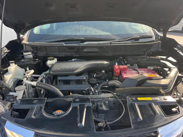 エクストレイル ２０Ｘｉ　１年保証付　純正９型ナビ　全周囲カメラ　プロパイロット　禁煙車　電動リアゲート　防水シート　コーナーセンサー　スマートキー　ＬＥＤヘッド　ビルトインＥＴＣ　クルコン　純正１８インチアルミ　車線逸脱警報（19枚目）