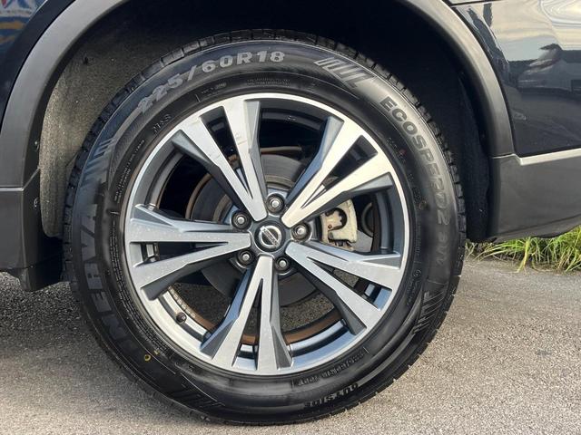 エクストレイル ２０Ｘｉ　１年保証付　純正９型ナビ　全周囲カメラ　プロパイロット　禁煙車　電動リアゲート　防水シート　コーナーセンサー　スマートキー　ＬＥＤヘッド　ビルトインＥＴＣ　クルコン　純正１８インチアルミ　車線逸脱警報（26枚目）