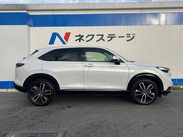 ヴェゼル ｅ：ＨＥＶ　Ｚ　１年保証付　レンタアップ　ＳＤナビ　バックカメラ　衝突被害軽減システム　レーダークルーズ　禁煙車　電動リアゲート　ハーフレザーシート　コーナーセンサー　スマートキー　ＬＥＤヘッド　ＥＴＣ（29枚目）