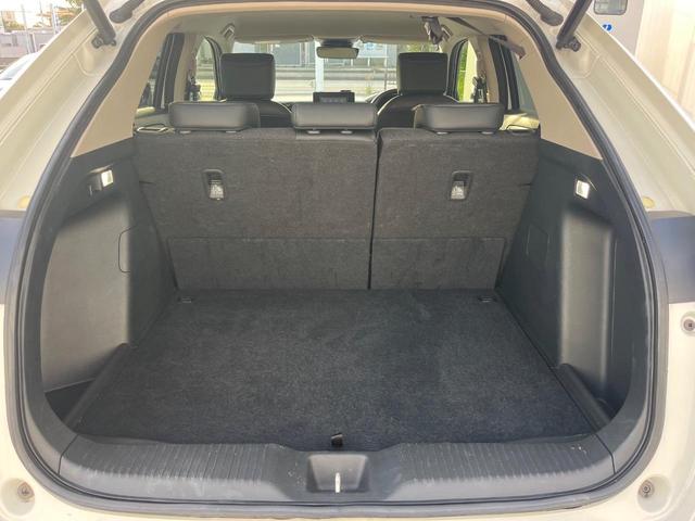 ヴェゼル ｅ：ＨＥＶ　Ｚ　１年保証付　レンタアップ　ＳＤナビ　バックカメラ　衝突被害軽減システム　レーダークルーズ　禁煙車　電動リアゲート　ハーフレザーシート　コーナーセンサー　スマートキー　ＬＥＤヘッド　ＥＴＣ（38枚目）