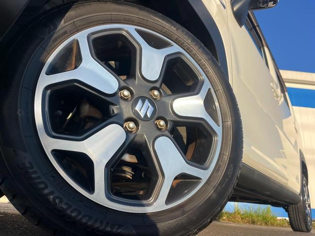 【純正アルミホイール】外観にマッチした純正アルミホイールを装着しております。各種社外アルミホイールや、スタッドレスタイヤも取扱いしております。是非ご相談ください♪