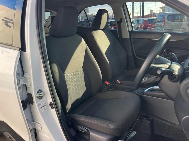 ヤリスクロス Ｇ　１年保証付　レンタアップ　全周囲カメラ　衝突被害軽減システム　レーダークルーズ　禁煙車　コーナーセンサー　スマートキー　ＬＥＤヘッド　ビルトインＥＴＣ　純正１６インチアルミ　オートハイビーム（9枚目）