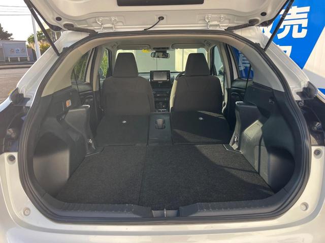 ヤリスクロス Ｇ　１年保証付　レンタアップ　全周囲カメラ　衝突被害軽減システム　レーダークルーズ　禁煙車　コーナーセンサー　スマートキー　ＬＥＤヘッド　ビルトインＥＴＣ　純正１６インチアルミ　オートハイビーム（11枚目）