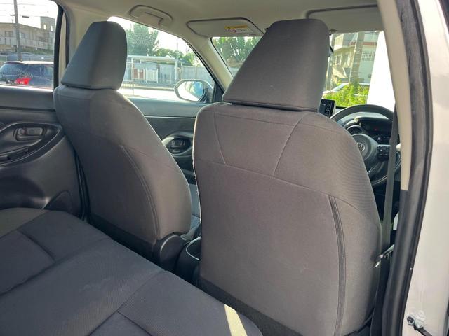 ヤリスクロス Ｇ　１年保証付　レンタアップ　全周囲カメラ　衝突被害軽減システム　レーダークルーズ　禁煙車　コーナーセンサー　スマートキー　ＬＥＤヘッド　ビルトインＥＴＣ　純正１６インチアルミ　オートハイビーム（32枚目）