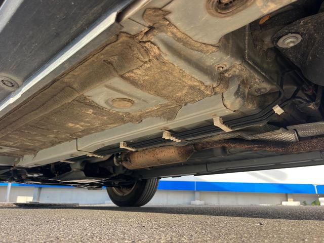 ヤリスクロス Ｇ　１年保証付　レンタアップ　全周囲カメラ　衝突被害軽減システム　レーダークルーズ　禁煙車　コーナーセンサー　スマートキー　ＬＥＤヘッド　ビルトインＥＴＣ　純正１６インチアルミ　オートハイビーム（36枚目）