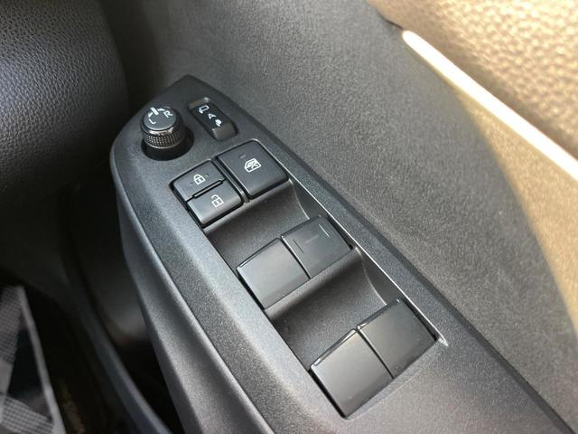 ヤリスクロス Ｇ　１年保証付　レンタアップ　全周囲カメラ　衝突被害軽減システム　レーダークルーズ　禁煙車　コーナーセンサー　スマートキー　ＬＥＤヘッド　ビルトインＥＴＣ　純正１６インチアルミ　オートハイビーム（60枚目）