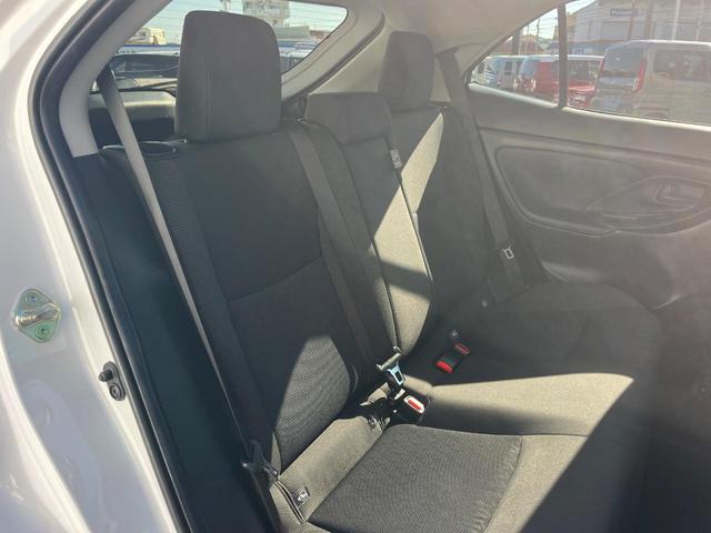 ヤリスクロス Ｇ　１年保証付　レンタアップ　全周囲カメラ　衝突被害軽減システム　レーダークルーズ　禁煙車　コーナーセンサー　スマートキー　ＬＥＤヘッド　ビルトインＥＴＣ　純正１６インチアルミ　オートハイビーム（10枚目）