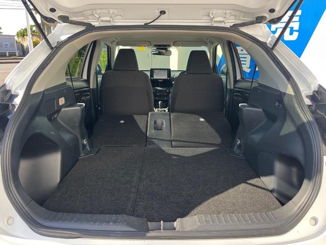 ヤリスクロス Ｇ　１年保証付　レンタアップ　全周囲カメラ　衝突被害軽減システム　レーダークルーズ　禁煙車　コーナーセンサー　スマートキー　ＬＥＤヘッド　ビルトインＥＴＣ　純正１６インチアルミ　オートハイビーム（11枚目）