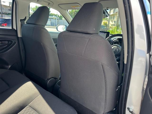 ヤリスクロス Ｇ　１年保証付　レンタアップ　全周囲カメラ　衝突被害軽減システム　レーダークルーズ　禁煙車　コーナーセンサー　スマートキー　ＬＥＤヘッド　ビルトインＥＴＣ　純正１６インチアルミ　オートハイビーム（33枚目）