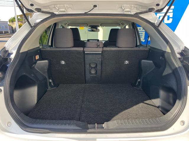 ヤリスクロス Ｇ　１年保証付　レンタアップ　全周囲カメラ　衝突被害軽減システム　レーダークルーズ　禁煙車　コーナーセンサー　スマートキー　ＬＥＤヘッド　ビルトインＥＴＣ　純正１６インチアルミ　オートハイビーム（37枚目）