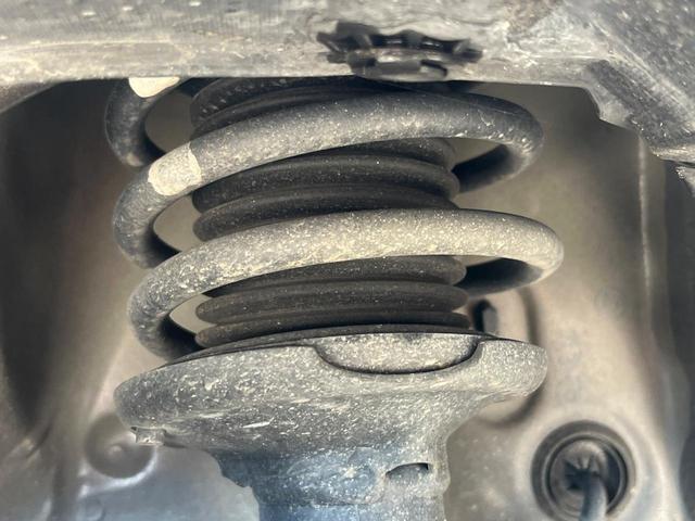 スペーシアカスタム ハイブリッドＸＳ　１年保証付　レンタアップ　両側電動ドア　ＳＤナビ　バックカメラ　衝突被害軽減システム　レーダークルーズ　禁煙車　スマートキー　ＬＥＤヘッド　ＥＴＣ　純正１５インチアルミ　車線逸脱警報　オートライト（21枚目）