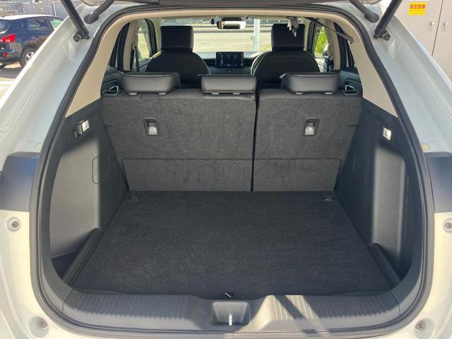 ヴェゼル ｅ：ＨＥＶ　Ｚ　１年保証付　バックカメラ　衝突被害軽減システム　レーダークルーズ　禁煙車　電動リアゲート　ハーフレザーシート　ドラレコ　コーナーセンサー　スマートキー　ＬＥＤヘッド　ＥＴＣ　純正１８インチアルミ（37枚目）