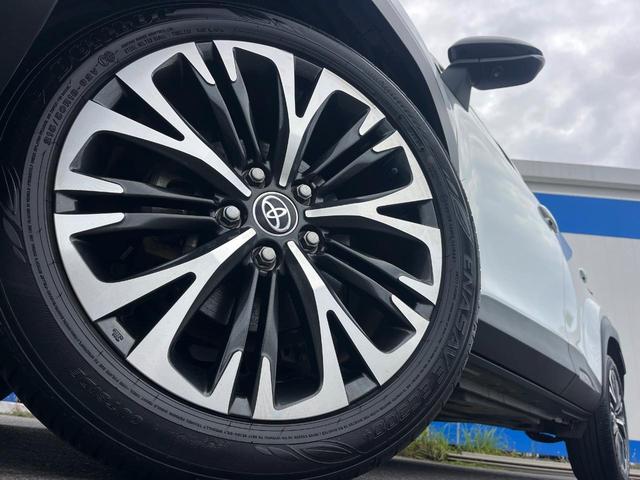 ヤリスクロス ハイブリッドＺ　アドベンチャー　１年保証付　バックカメラ　衝突被害軽減システム　レーダークルーズ　禁煙車　ハーフレザーシート　パワーシート　ドラレコ　コーナーセンサー　スマートキー　ＬＥＤヘッド　ＥＴＣ　純正１８インチアルミ（14枚目）