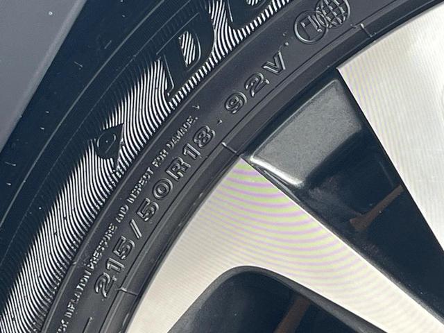 ヤリスクロス ハイブリッドＺ　アドベンチャー　１年保証付　バックカメラ　衝突被害軽減システム　レーダークルーズ　禁煙車　ハーフレザーシート　パワーシート　ドラレコ　コーナーセンサー　スマートキー　ＬＥＤヘッド　ＥＴＣ　純正１８インチアルミ（24枚目）