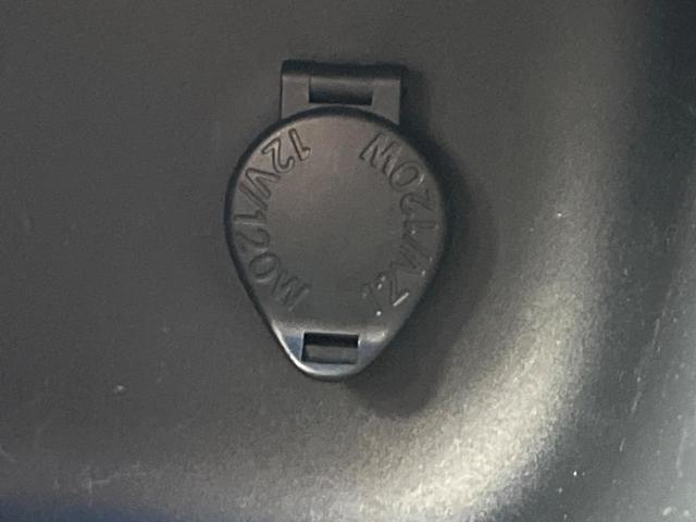 ヤリスクロス ハイブリッドＺ　アドベンチャー　１年保証付　バックカメラ　衝突被害軽減システム　レーダークルーズ　禁煙車　ハーフレザーシート　パワーシート　ドラレコ　コーナーセンサー　スマートキー　ＬＥＤヘッド　ＥＴＣ　純正１８インチアルミ（48枚目）