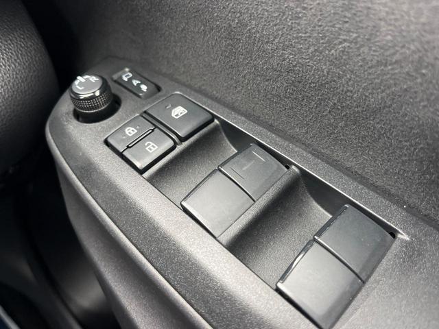 ヤリスクロス ハイブリッドＺ　アドベンチャー　１年保証付　バックカメラ　衝突被害軽減システム　レーダークルーズ　禁煙車　ハーフレザーシート　パワーシート　ドラレコ　コーナーセンサー　スマートキー　ＬＥＤヘッド　ＥＴＣ　純正１８インチアルミ（61枚目）