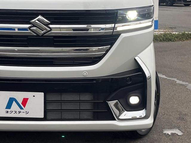 【ＬＥＤヘッドライト】悪天候や夜間走行時も良好な視界を確保し安心して運転できる高輝度ＬＥＤヘッドライトを装備！点灯速度が早く、消費電力も抑えられています。