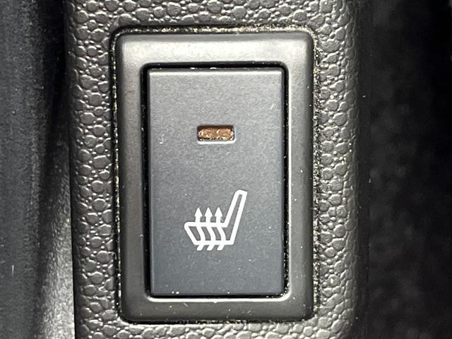 【シートヒーター】寒い日に重宝するシートヒーター！エアコンより早く温まってくれるので寒がりの人も安心ですね♪エアコンの温風は乾燥するから苦手、という方にもをおすすめです。