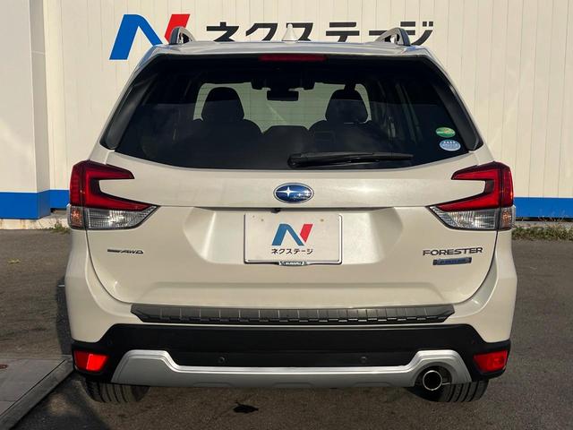 安心の最長１０年・走行無制限保証（有償）をご用意。保証内容も充実はもちろん、無料点検＆オイル交換や、年中無休の全国・２４時間ロードサービスも付帯されておりますのでご安心下さい。