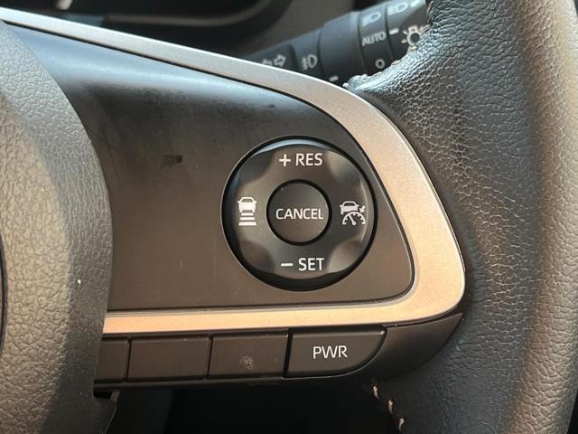 【レーダークルーズコントロール】高速道路での長距離走行が楽に！！自動で速度を保つクルーズコントロールが、衝突軽減システムと連携し、前方の車両を感知して車間を保つように速度調節してくれます！！