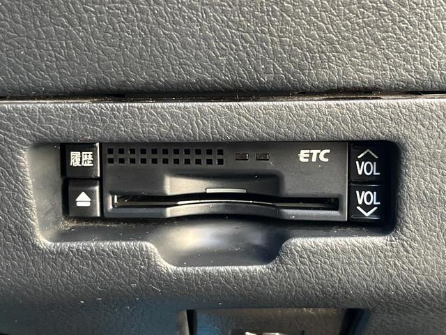 【ＥＴＣ】高速道路の料金所をストレスなく通過！話題のスポットやサービスエリアに多い「スマートＩＣ」利用時は必須のアイテムです。当店でセットアップを実施、ご納車当日からすぐにご利用いただけます！