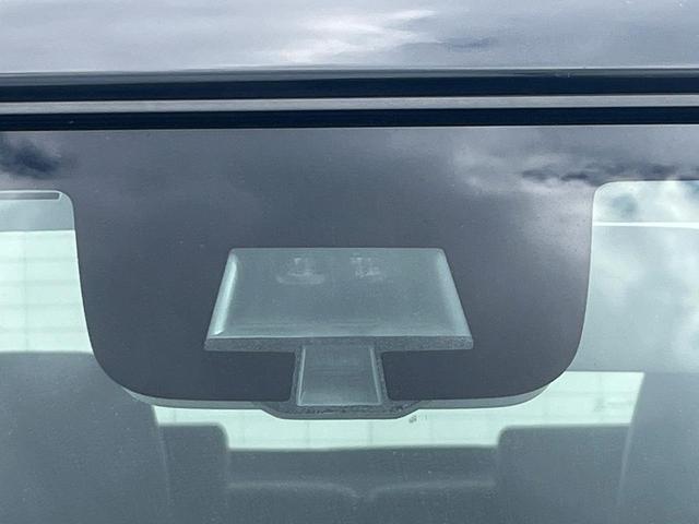 【スズキ　セーフティサポート】走行中に前方の車両等を認識し、衝突しそうな時は警報とブレーキで衝突回避と被害軽減をアシスト。より安全にドライブをお楽しみいただけます。