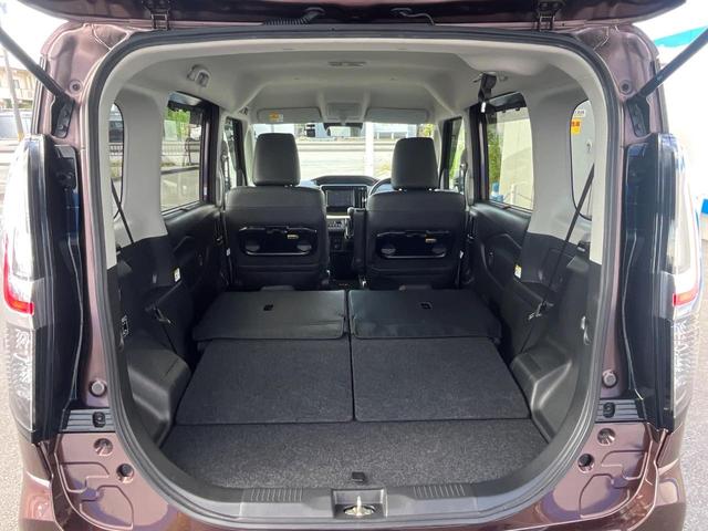 積み下ろしのしやすいデッキにはたっぷりと荷物を積み込んでいただけます。遊びから仕事まで、様々なシーンで頼れます♪