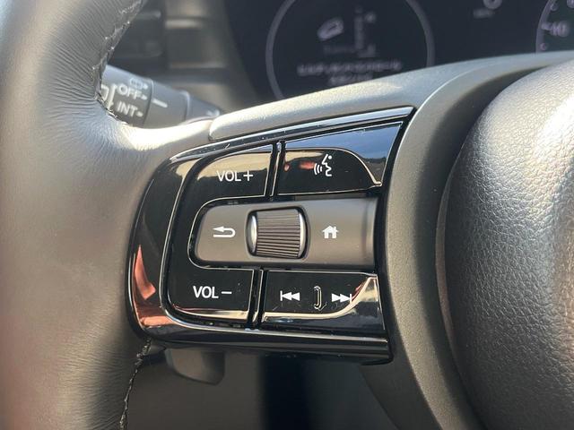 ヴェゼル ｅ：ＨＥＶ　Ｚ　１年保証付　全周囲カメラ　衝突被害軽減システム　レーダークルーズ　電動リアゲート　ハーフレザーシート　ドラレコ　スマートキー　ＬＥＤヘッド　ＥＴＣ２．０　純正１８インチアルミ　オートハイビーム（56枚目）