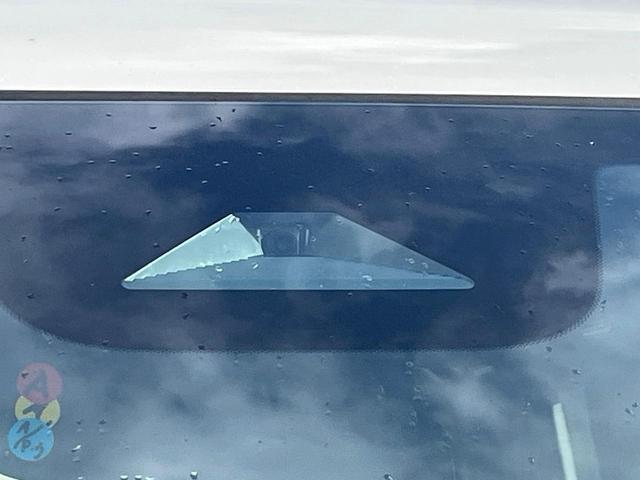 ステップワゴン ｅ：ＨＥＶスパーダ　プレミアムライン　１年保証付　両側電動ドア　ＳＤナビ　全周囲カメラ　衝突被害軽減システム　レーダークルーズ　電動リアゲート　ハーフレザーシート　スマートキー　ＬＥＤヘッド　ＥＴＣ　純正１７インチアルミ　オートライト（4枚目）