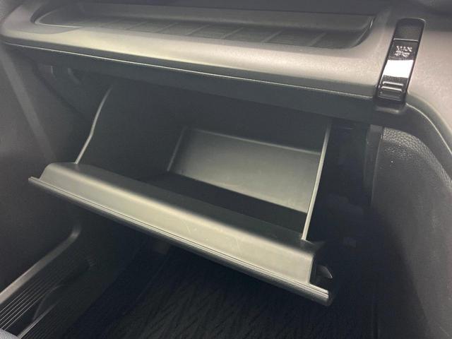 ステップワゴン ｅ：ＨＥＶスパーダ　プレミアムライン　１年保証付　両側電動ドア　ＳＤナビ　全周囲カメラ　衝突被害軽減システム　レーダークルーズ　電動リアゲート　ハーフレザーシート　スマートキー　ＬＥＤヘッド　ＥＴＣ　純正１７インチアルミ　オートライト（44枚目）