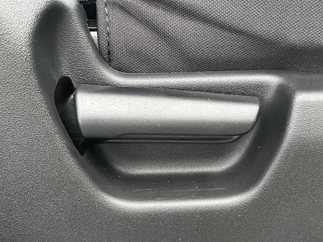 ジムニー ＸＣ　１年保証付　４ＷＤ　ターボ　ＳＤナビ　バックカメラ　衝突被害軽減システム　禁煙車　スマートキー　ＬＥＤヘッド　クルコン　純正１６インチアルミ　車線逸脱警報　オートライト　オートエアコン（29枚目）