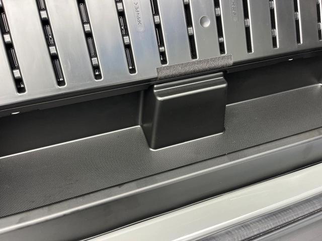 ジムニー ＸＣ　１年保証付　４ＷＤ　ターボ　ＳＤナビ　バックカメラ　衝突被害軽減システム　禁煙車　スマートキー　ＬＥＤヘッド　クルコン　純正１６インチアルミ　車線逸脱警報　オートライト　オートエアコン（36枚目）