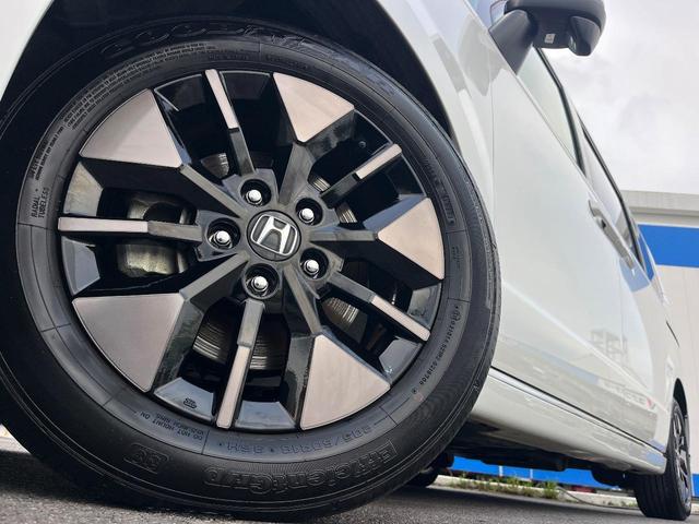 ステップワゴン ｅ：ＨＥＶスパーダ　１年保証付　両側電動ドア　ＳＤナビ　バックカメラ　衝突被害軽減システム　レーダークルーズ　禁煙車　コーナーセンサー　スマートキー　ＬＥＤヘッド　ＥＴＣ　純正１６インチアルミ　車線逸脱警報（14枚目）