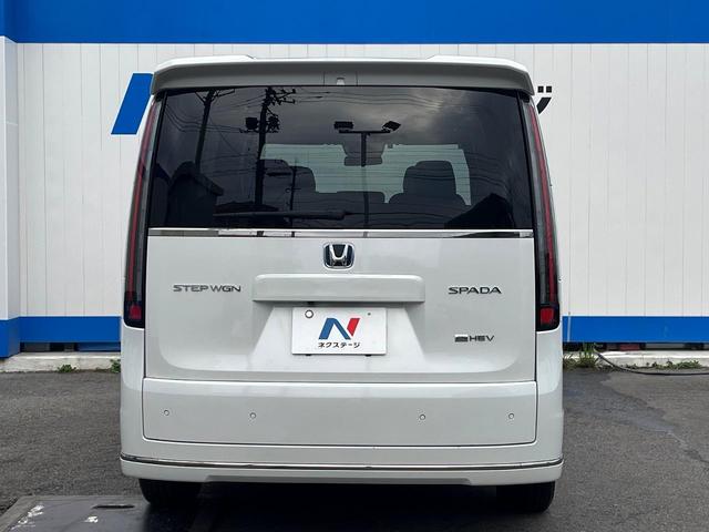 ステップワゴン ｅ：ＨＥＶスパーダ　１年保証付　両側電動ドア　ＳＤナビ　バックカメラ　衝突被害軽減システム　レーダークルーズ　禁煙車　コーナーセンサー　スマートキー　ＬＥＤヘッド　ＥＴＣ　純正１６インチアルミ　車線逸脱警報（17枚目）