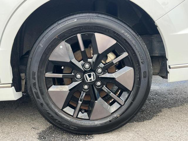 ステップワゴン ｅ：ＨＥＶスパーダ　１年保証付　両側電動ドア　ＳＤナビ　バックカメラ　衝突被害軽減システム　レーダークルーズ　禁煙車　コーナーセンサー　スマートキー　ＬＥＤヘッド　ＥＴＣ　純正１６インチアルミ　車線逸脱警報（26枚目）