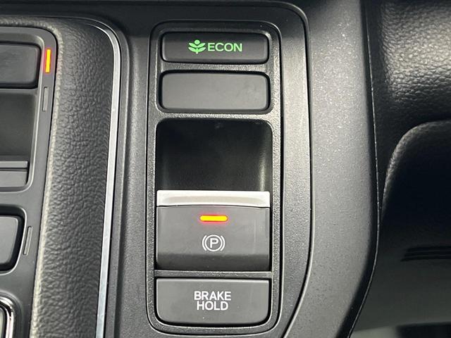 ステップワゴン ｅ：ＨＥＶスパーダ　１年保証付　両側電動ドア　ＳＤナビ　バックカメラ　衝突被害軽減システム　レーダークルーズ　禁煙車　コーナーセンサー　スマートキー　ＬＥＤヘッド　ＥＴＣ　純正１６インチアルミ　車線逸脱警報（52枚目）