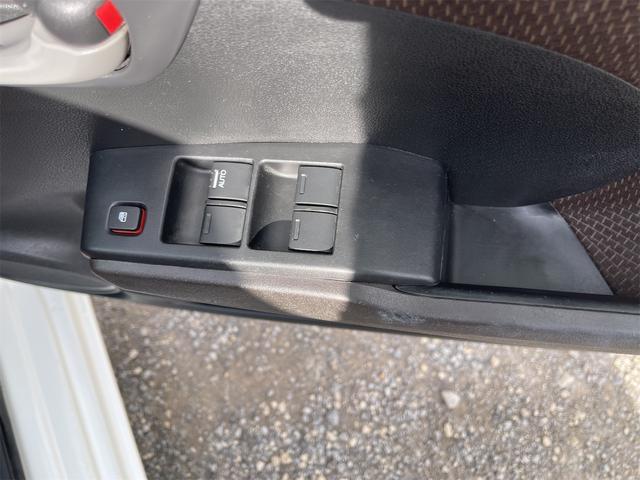 フィットシャトルハイブリッド ハイブリッド－Ｃ　キーレスキー　ナビ　ＣＤ　Ｂｌｕｅｔｏｏｔｈ　バックカメラ　ＥＴＣ　エンジンオイル・バッテリー・ワイパーゴム新品（28枚目）