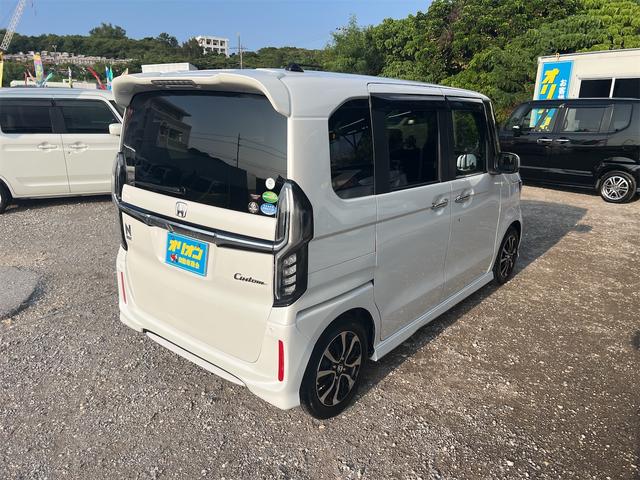 Ｎ－ＢＯＸカスタム Ｇ・Ｌホンダセンシング　一年保証　スマートキー２個　プッシュスタート　左側パワースライドドア　フルセグＴＶ　ナビ　バックカメラ　Ｂｌｕｅｔｏｏｔｈ　ＥＴＣ　純正アルミ　エンジンオイル・バッテリー・ワイパーゴム新品（7枚目）