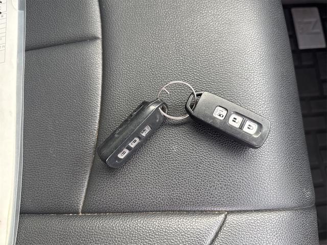 Ｎ－ＢＯＸカスタム Ｇ・Ｌホンダセンシング　一年保証　スマートキー２個　プッシュスタート　左側パワースライドドア　フルセグＴＶ　ナビ　バックカメラ　Ｂｌｕｅｔｏｏｔｈ　ＥＴＣ　純正アルミ　エンジンオイル・バッテリー・ワイパーゴム新品（21枚目）