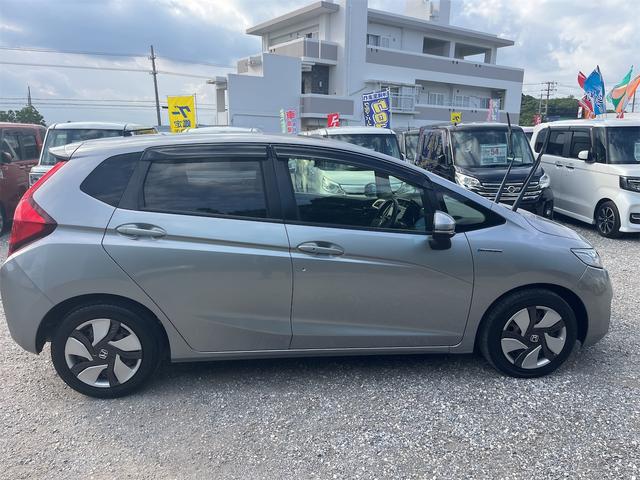 ２年保証、社外オーディオ、防錆アンダーコート、ドラレコ、ＥＴＣ等のオプション別途料金にて承ります！ご相談ください♪