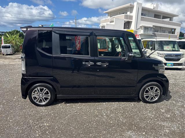 ２年保証、社外オーディオ、防錆アンダーコート、ドラレコ、ＥＴＣ等のオプション別途料金にて承ります！ご相談ください♪