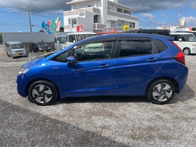 エンジンオイル・バッテリー・ワイパーゴム新品交換します♪