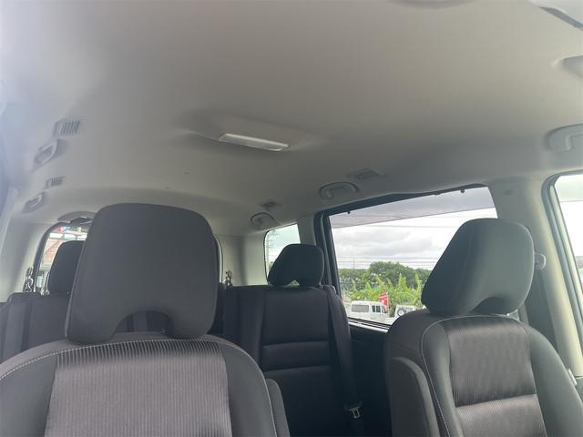 セレナ ハイウェイスター　Ｖセレクション　本土仕入れ　プッシュスタート　スマートキー　アイドリングストップ　アラウンドビューモニター　ナビ　フルセグＴＶ　Ｂｌｕｅｔｏｏｔｈ接続　ＥＴＣ　エンジンオイル・バッテリー・ワイパーゴム新品（35枚目）