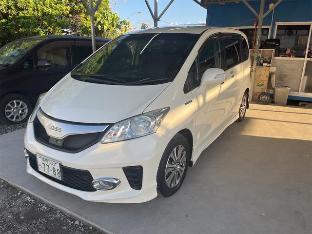 フリードハイブリッド ジャストセレクション　スマートキー２個　両側パワースライドドア　ナビテレビ　Ｂｌｕｅｔｏｏｔｈ　ＥＴＣ　バックカメラ　ドライブレコーダー　エンジンオイル・バッテリー・ワイパーゴム新品（3枚目）