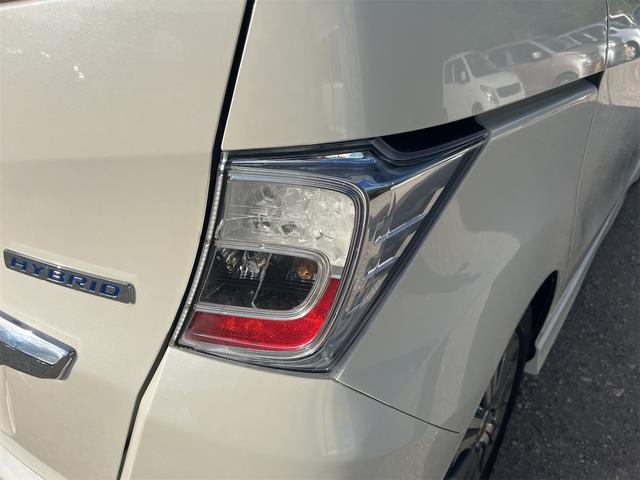 フリードハイブリッド ジャストセレクション　スマートキー２個　両側パワースライドドア　ナビテレビ　Ｂｌｕｅｔｏｏｔｈ　ＥＴＣ　バックカメラ　ドライブレコーダー　エンジンオイル・バッテリー・ワイパーゴム新品（13枚目）