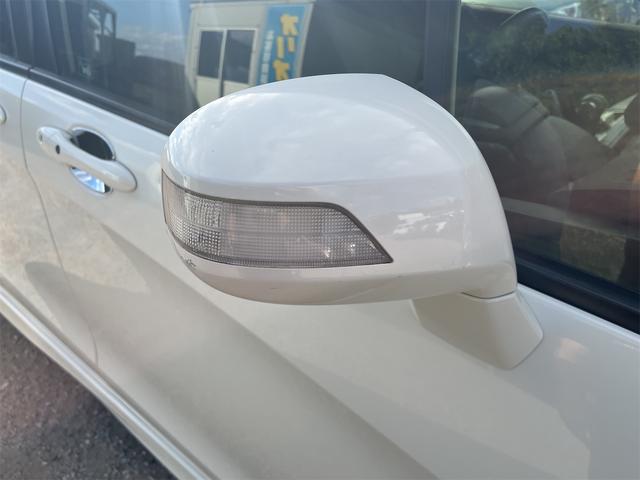 フリードハイブリッド ジャストセレクション　スマートキー２個　両側パワースライドドア　ナビテレビ　Ｂｌｕｅｔｏｏｔｈ　ＥＴＣ　バックカメラ　ドライブレコーダー　エンジンオイル・バッテリー・ワイパーゴム新品（14枚目）